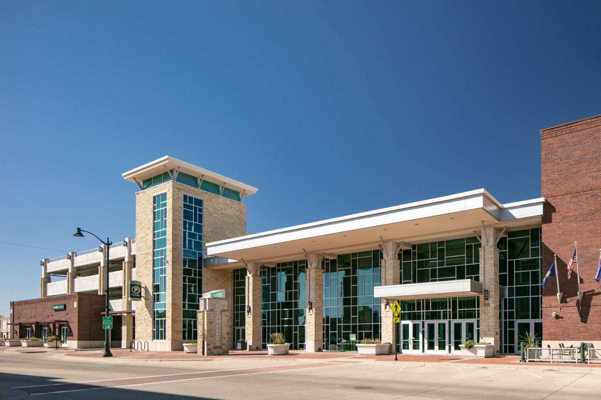 Hilton Garden Kansas Manhattan